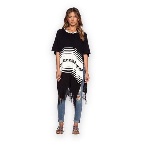 Wildfox White Label Frida Poncho Couture Sweater Woven Knit Cardi Ruana Oversize - Picture 1 of 8